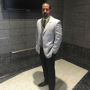 Meet your Posher, Jorge